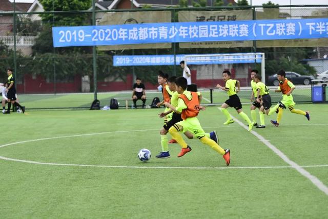 东欧63分爱德华兹19+11 独行侠险胜森林狼1-0